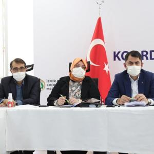 Bakan Selçuk, İzmir’de Depremin Yaşandığı Bölgede İncelemelerde Bulundu - fotoğraf 2