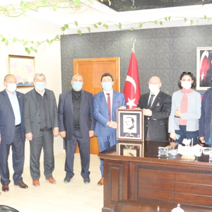 AK PARTİ MERKEZ İLÇE BAŞKANI MEHMET NURİ YILDIZ’DAN İL MÜDÜRÜMÜZ MEHMETŞAFİ ERİM’İ ZİYARET ETTİ - fotoğraf 1