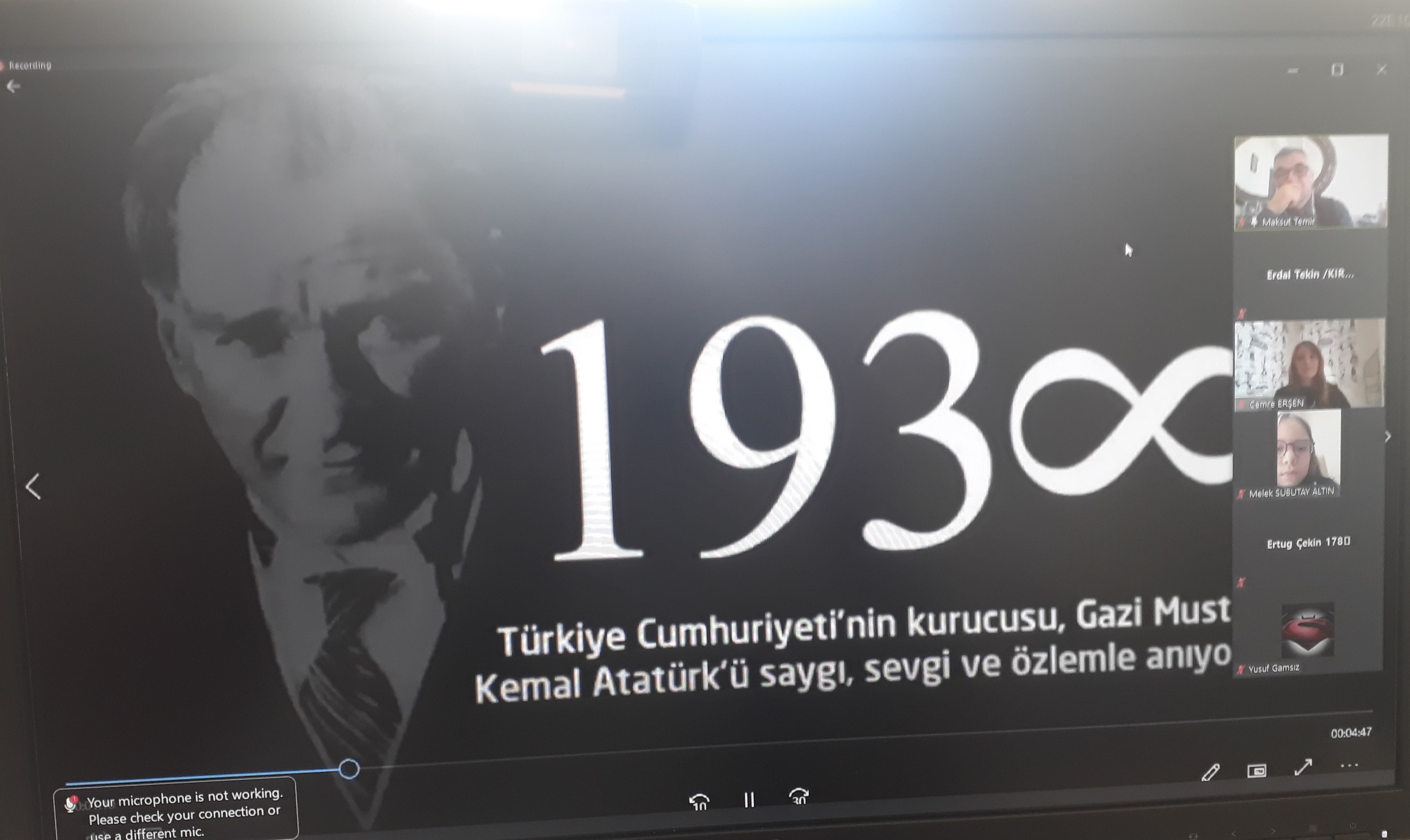 Cumhuriyetimizin Kurucusu Gazi Mustafa Kemal Atatürk, ebediyete irtihalinin 82’nci yılında, Kırklareli Çocuk Hakları İl Komitesi tarafından düzenlenen çevrimiçi programda saygı, minnet ve rahmetle anıldı.