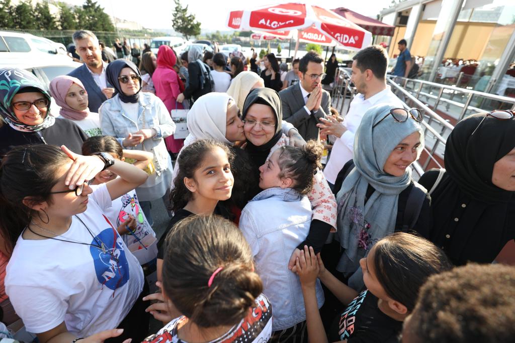 Bakan Selçuk, "Kardeş Buluşmaları Bayramlaşma Programı"na Katıldı