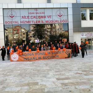 25 Kasım Kadına Yönelik Şiddete Karşı Uluslararası Mücadele Günü Etkinlikleri - fotoğraf 8