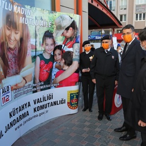 25 Kasım Kadına Yönelik Şiddete Karşı Uluslararası Mücadele Günü  - fotoğraf 11