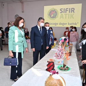 Çocuklar, “Sıfır Atık Projesi” Kapsamında Atık Materyalleri Sanat Eserine Dönüştürdüler - fotoğraf 3