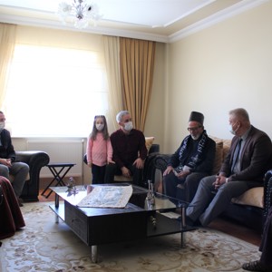 İl Müdürü Kemal GÜMRÜKÇÜ, 95 Yaşındaki Kore Gazisi İbrahim BAYRAMOĞLU'nu Ziyaret Etti - fotoğraf 4