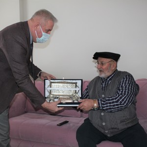 İl Müdürü Kemal GÜMRÜKÇÜ, Şehit Fatih KOSTİK’in Ailesini Ziyaret Etti - fotoğraf 1