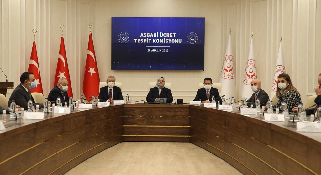 Bakan Selçuk: “1 Ocak’tan İtibaren Geçerli Olacak Asgari Ücret Brüt 3.577 Lira 50 Kuruş, Net 2.825 Lira 90 Kuruş Olarak Belirlendi”