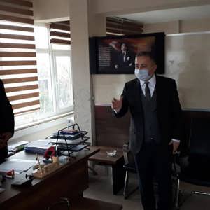 İl Müdürümüz Hasan GÜVEN Müdürlüğümüz Tuzluca Sosyal Hizmet Merkezi Müdürlüğünü Ziyaret Etti - fotoğraf 1