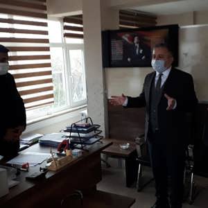 İl Müdürümüz Hasan GÜVEN Müdürlüğümüz Tuzluca Sosyal Hizmet Merkezi Müdürlüğünü Ziyaret Etti - fotoğraf 3