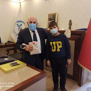 Çocuklarımız Yazıyorum/Çiziyorum Etkinlik Ödüllerini İl Müftümüz  Sayın Cevdet Cemal ÇIKRIK'ın Elinden Aldılar. - fotoğraf 7