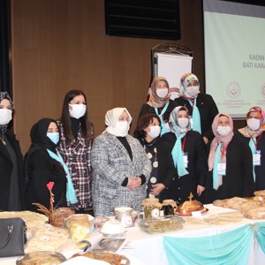 Batı Karadeniz Kadın Kooperatifleri Buluşması Sayın Bakanımız Zehra Zümrüt Selçuk’un katılımları ile Samsun’da gerçekleştirildi - fotoğraf 10