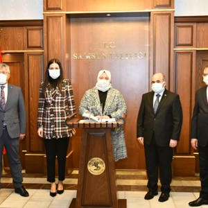 Sayın Bakanımız Zehra Zümrüt Selçuk İl Müdürlerinden Brifing Aldı - fotoğraf 3