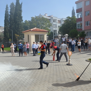İl Müdürlüğümüz binasında yangın söndürme tatbikatı yapıldı. - fotoğraf 29