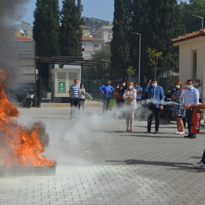 İl Müdürlüğümüz binasında yangın söndürme tatbikatı yapıldı. - fotoğraf 32
