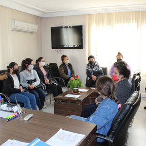 İl Müdürümüz, Adana Çocuk Hakları Komitesi ve Okul Destek Projesi’nden Yararlanan Çocuklarımız ve Aileleri ile Bir Araya Geldi - fotoğraf 6