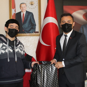 İl Müdürümüz, Adana Çocuk Hakları Komitesi ve Okul Destek Projesi’nden Yararlanan Çocuklarımız ve Aileleri ile Bir Araya Geldi - fotoğraf 4