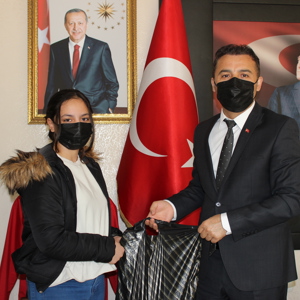 İl Müdürümüz, Adana Çocuk Hakları Komitesi ve Okul Destek Projesi’nden Yararlanan Çocuklarımız ve Aileleri ile Bir Araya Geldi - fotoğraf 5