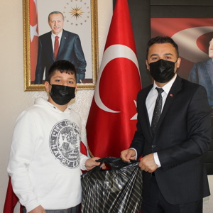 İl Müdürümüz, Adana Çocuk Hakları Komitesi ve Okul Destek Projesi’nden Yararlanan Çocuklarımız ve Aileleri ile Bir Araya Geldi - fotoğraf 7