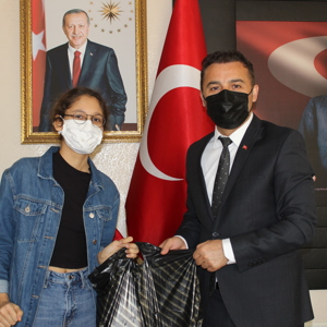 İl Müdürümüz, Adana Çocuk Hakları Komitesi ve Okul Destek Projesi’nden Yararlanan Çocuklarımız ve Aileleri ile Bir Araya Geldi - fotoğraf 8