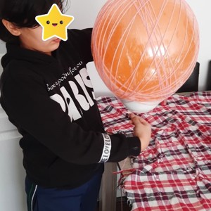 Çocuklarımız Ev Yapımı Tutkal Hazırlayarak İple Balon Lamba Çalışması Yaptılar. - fotoğraf 4