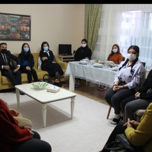 Çukurova Üniversitesi Rektörü Prof. Dr. Meryem Tuncel, Çocuklarımızla Bir Araya Geldi - fotoğraf 3
