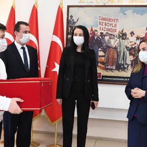 Anadolu Gönül Yolu – 81 Genç 81 Bayrak Etkinliği Devir Teslim Töreni Gerçekleştirildi - fotoğraf 1