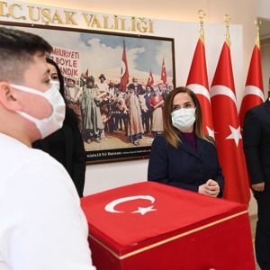 Anadolu Gönül Yolu – 81 Genç 81 Bayrak Etkinliği Devir Teslim Töreni Gerçekleştirildi - fotoğraf 3