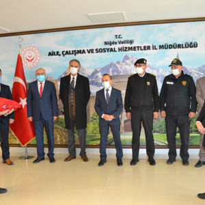 Anadolu Gönül Yolu 81 Genç 81 Bayrak - fotoğraf 4