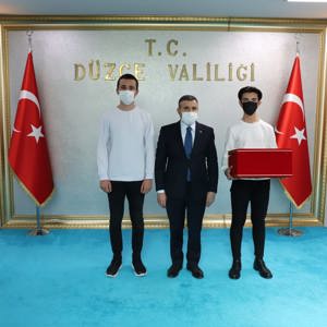 Anadolu Gönül Yolu - 81 Genç 81 Bayrak etkinliği kapsamında Şanlı Bayrağımızı Sakarya’dan devraldık. - fotoğraf 3