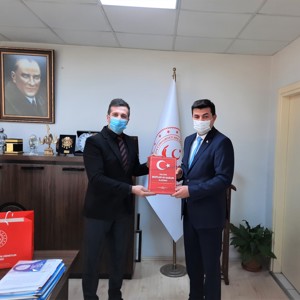 Türkiye Harp Malulü Gaziler Şehit  Dul ve  Yetimleri Derneği Genel Başkanı Sayın Mustafa IŞIK , İl Müdürü Arif LAÇİN’i Ziyaret Etti. - fotoğraf 1