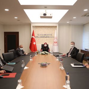 Bakan Selçuk, 81 İlin İŞKUR Müdürleriyle Toplantı Yaptı - fotoğraf 1