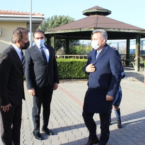 Valimiz Süleyman Elban'ın katılımı ile Adana Çocuk Evleri Sitemizde Çanakkale Zaferi Kutlamaları Gerçekleştirildi - fotoğraf 7