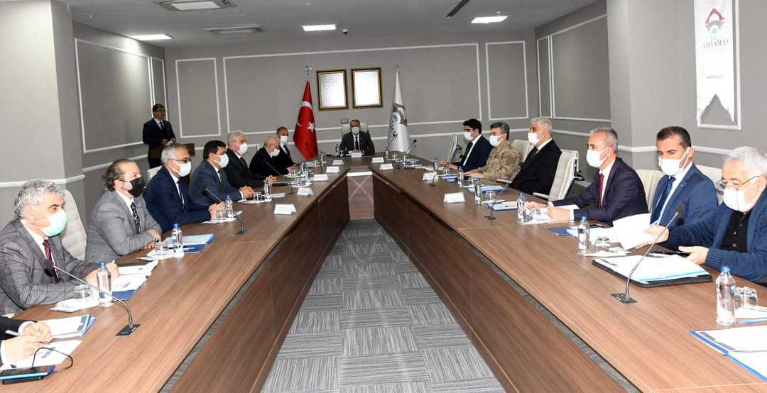 Valimiz Sayın Mahmut ÇUHADAR Başkanlığında Bağımlılıkla Mücadele İl Koordinasyon Kurulu Toplantısı Gerçekleştirildi.