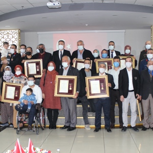 Şehit Ailelerimiz ve Gazilerimize Yönelik, "Devlet Övünç Madalyası ve Beratı Tevcih Töreni", Valimiz Süleyman Elban'ın Katılımı ile Gerçekleşti - fotoğraf 1