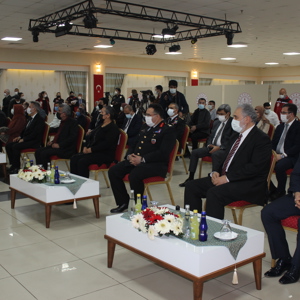 Şehit Ailelerimiz ve Gazilerimize Yönelik, "Devlet Övünç Madalyası ve Beratı Tevcih Töreni", Valimiz Süleyman Elban'ın Katılımı ile Gerçekleşti - fotoğraf 17