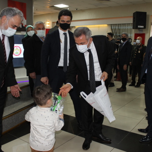 Şehit Ailelerimiz ve Gazilerimize Yönelik, "Devlet Övünç Madalyası ve Beratı Tevcih Töreni", Valimiz Süleyman Elban'ın Katılımı ile Gerçekleşti - fotoğraf 10