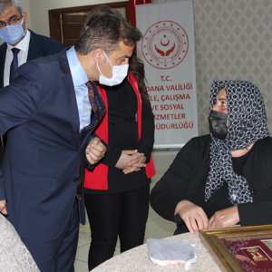 Şehit Ailelerimiz ve Gazilerimize Yönelik, "Devlet Övünç Madalyası ve Beratı Tevcih Töreni", Valimiz Süleyman Elban'ın Katılımı ile Gerçekleşti - fotoğraf 4
