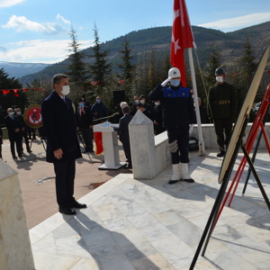 18 Mart Çanakkale Zaferi ve Şehitleri Anma Gününde Bir Dizi Etkinlik Düzenlendi - fotoğraf 3
