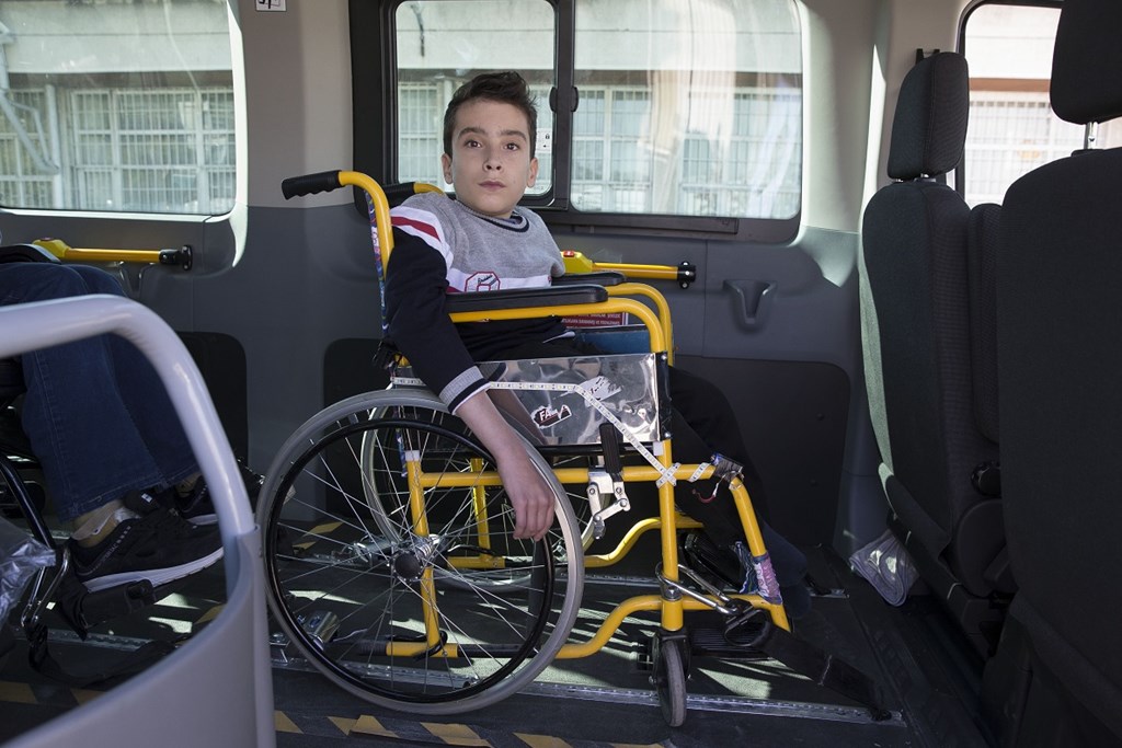 Bakan Selçuk: “Yüz Yüze Eğitimin Başlaması ile Beraber Engelli Çocuklarımızı Ücretsiz Olarak Evlerinden Okullarına Erişimini Sağlamaya Devam Ediyoruz”