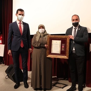 “18 Mart Şehitleri Anma Günü Ve Çanakkale Zaferinin 106. Yıl Dönümü” Dolayısıyla Kutlama Programı Gerçekleştirildi - fotoğraf 5