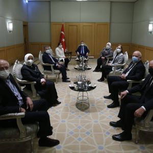 Bakan Selçuk, 3. Değer Zirvesi ve Türkiye'ye Değer Katan Markalar Ödül Töreni’ne Katıldı - fotoğraf 5