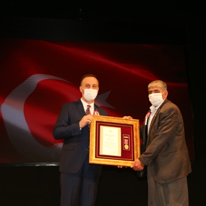 Gazi ve Şehit Yakınlarımıza Devlet Övünç Madalyası Takdim Ettik. - fotoğraf 11