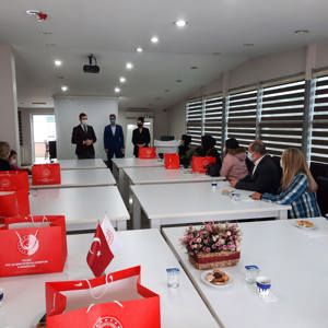 Koruyucu Ailelerimize Katılım  Belgeleri Takdim Edildi. - fotoğraf 13