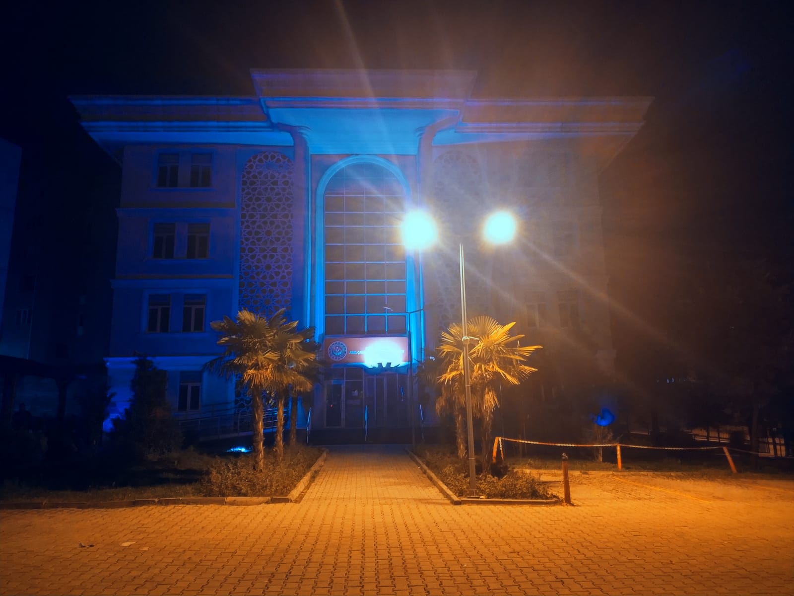 Mavi Işık Otizm Farkındalığı 