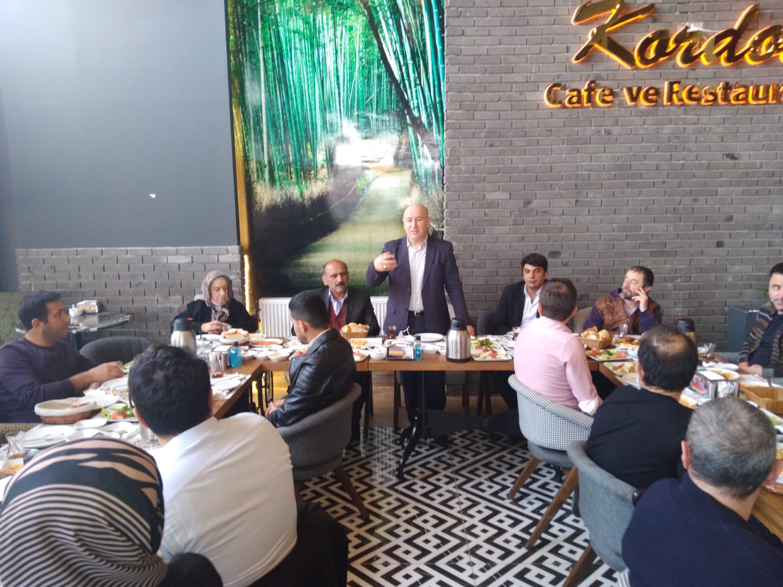 ENGELLİLERİMİZLE KAHVALTIDA BULUŞTUK