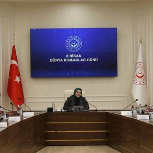 Bakan Selçuk, Roman Asıllı Milletvekilleri ve Vatandaşlarla Bir Araya Geldi - fotoğraf 2