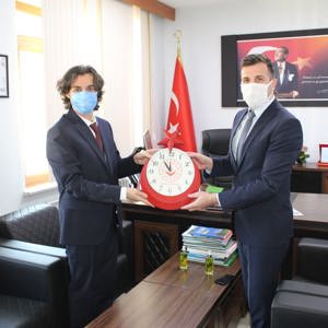 İl Müdürü Arif LAÇİN ,  İlimizde Yeni Göreve Başlayan Orman İşletme Müdürü  Murat KOÇLUK ‘a Hayırlı Olsun Ziyaretinde Bulundu - fotoğraf 1
