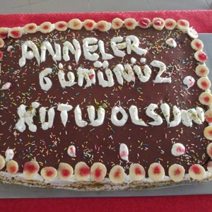 İl Müdür V. Fatma Uz Huzurevi Sakinlerinin Anneler Günü’nü Kutladı - fotoğraf 6