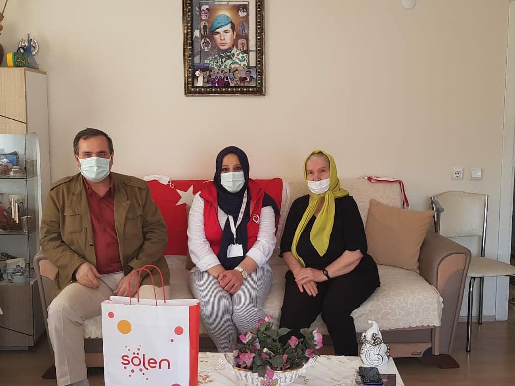 Gemlik İlçemizde Şehitlerimizin Yakınlarına ve Gazilerimize Bayram Ziyareti