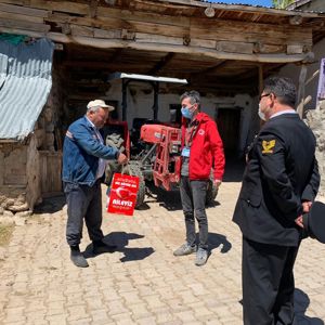 BU BAYRAMDA ŞEHİT YAKINLARIMIZI YALNIZ BIRAKMADIK  - fotoğraf 20