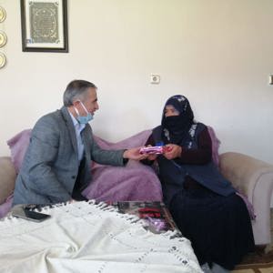BU BAYRAMDA ŞEHİT YAKINLARIMIZI YALNIZ BIRAKMADIK  - fotoğraf 3